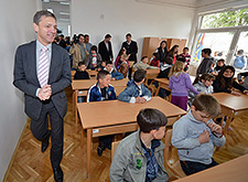 <p>EU Ambassador Vincent Degert visited Leskovac and Vranje on 2-3 April 2012</p>