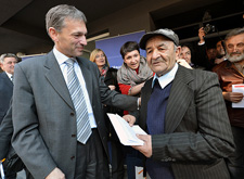 <p>EU Ambassador Vincent Degert visited Leskovac and Vranje on 2-3 April 2012</p>